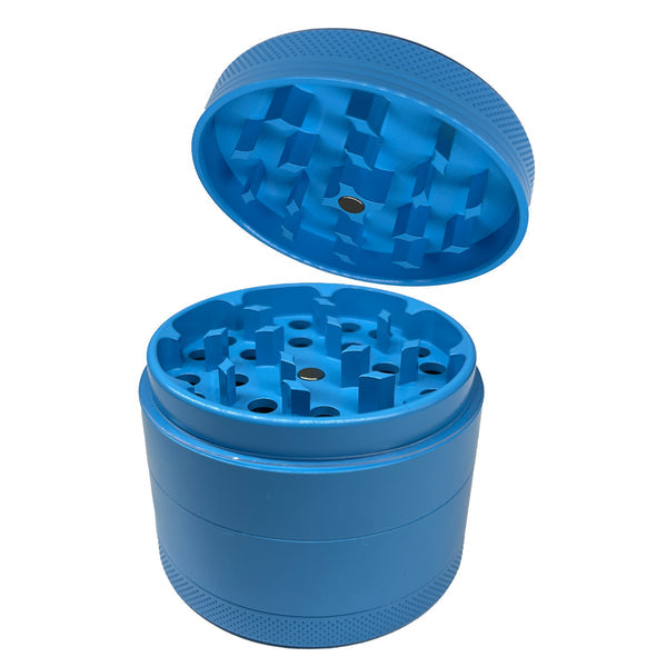 Ein Keramik Grinder in der Farbe blau mit einem 63 Millimeter Durchmesser von der Marke NV Grinder